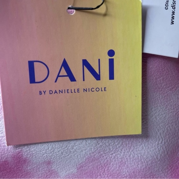 NWT Disney’s The Little Mermaid Travel Bag - Danielle Nicole - Picture 7 of 7